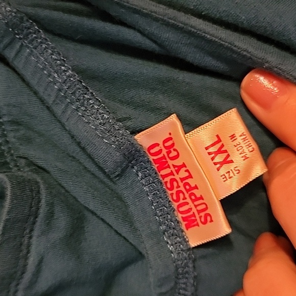 Mossimo size xxl tank top - Picture 4 of 4